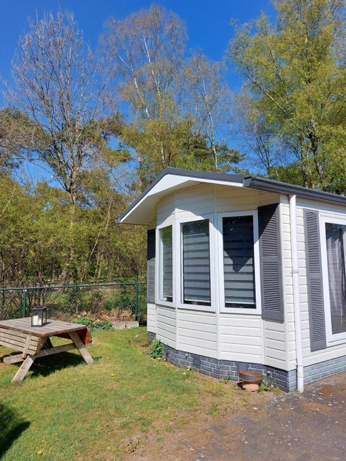 Ruim En Gezellig Chalet Voor 2 Personen Op De Veluwe Recreatiepark De Oude Driest พุทเทิน ภายนอก รูปภาพ