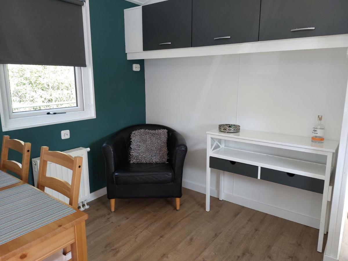 Ruim En Gezellig Chalet Voor 2 Personen Op De Veluwe Recreatiepark De Oude Driest พุทเทิน ภายนอก รูปภาพ