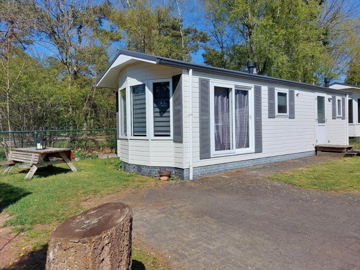 Ruim En Gezellig Chalet Voor 2 Personen Op De Veluwe Recreatiepark De Oude Driest พุทเทิน ภายนอก รูปภาพ